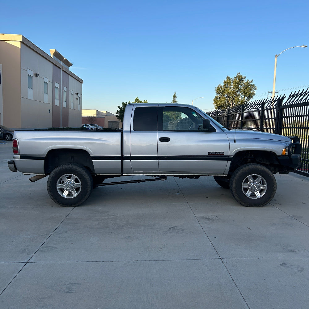 S&B Traction Bar Kit for 2001-2019 Silverado and Sierra 2500/3500 & 1994-2002 Ram 2500/3500 — image 6