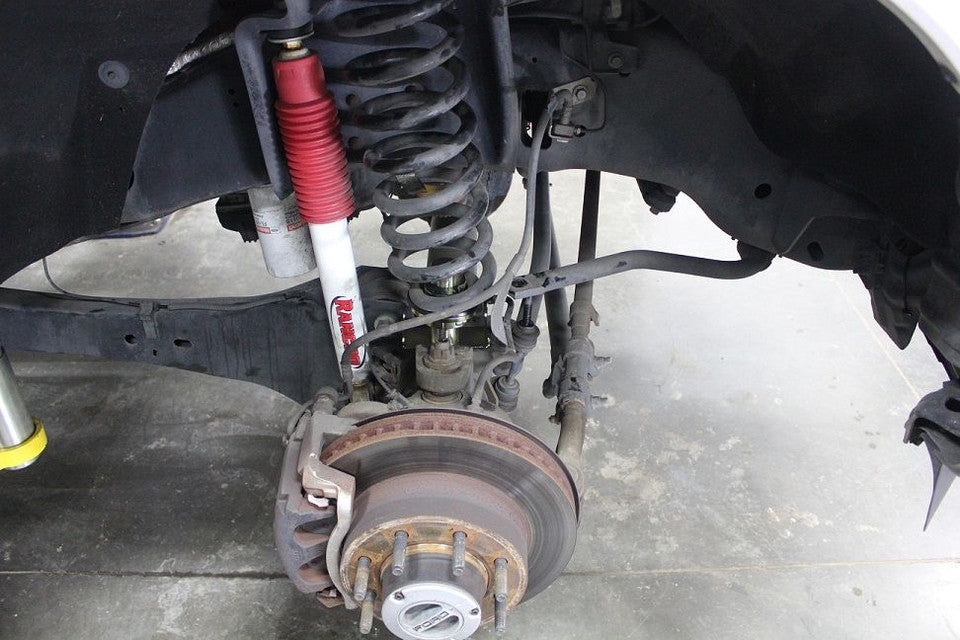 S&B Adjustable Coil Levelers 0-2.5", 2005+ Ford Super Duty — image 4