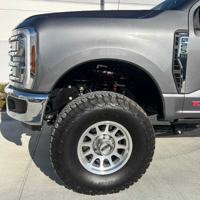 S&B Fox 2.5 Performance Elite Shock Package for 4.5" Lift Height Super Duty — image 2
